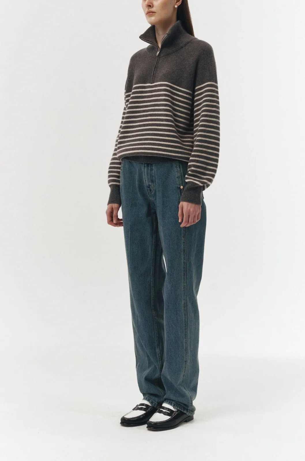 HALF ZIP-UP STRIPE KNIT