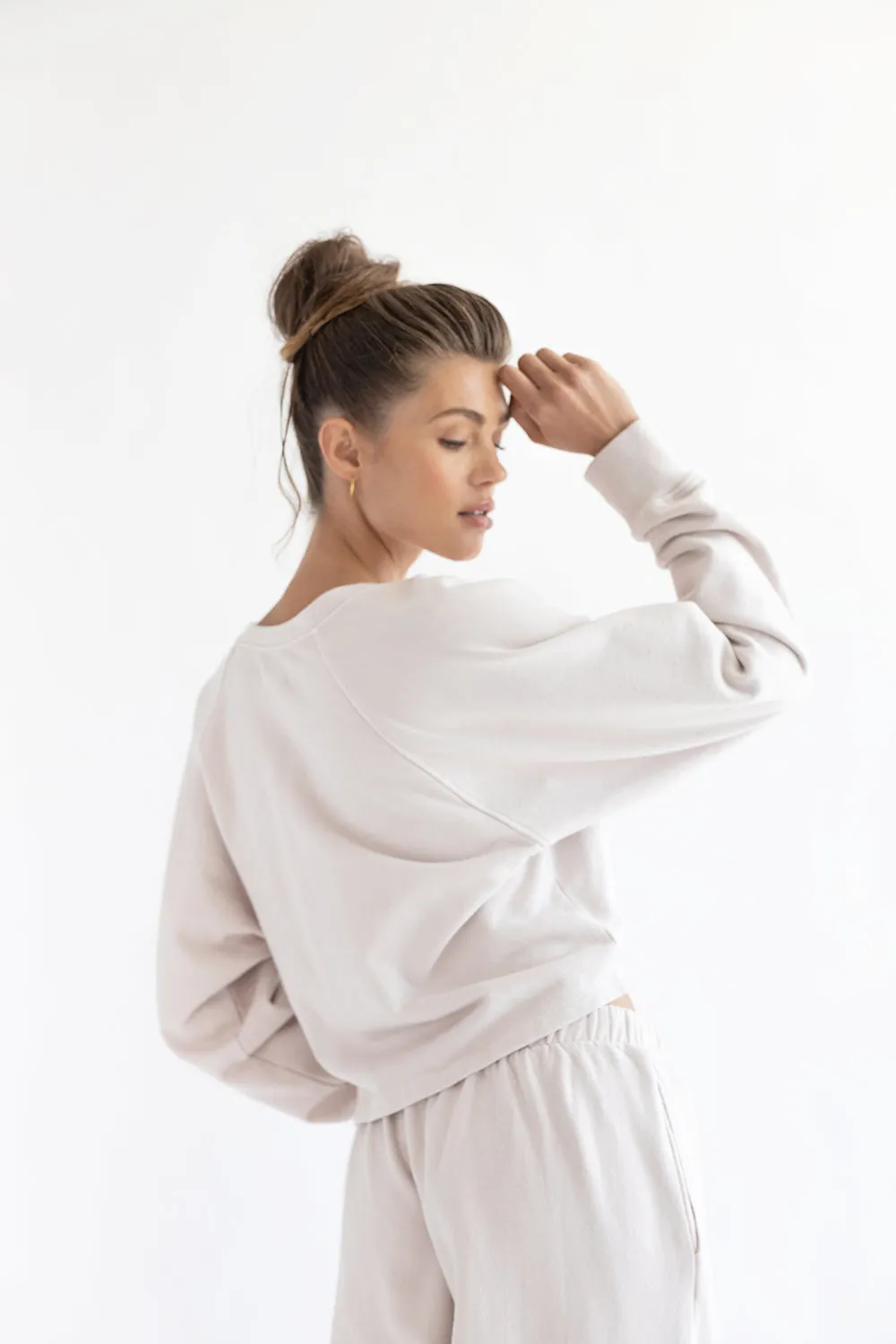 LA Sand V neck Pullover