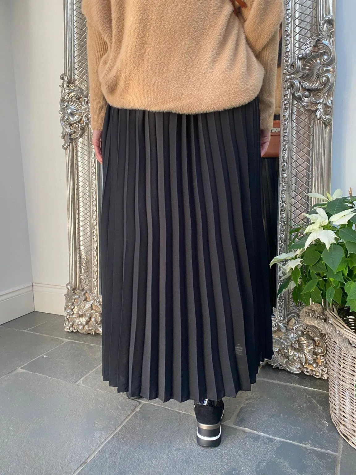 Midi Pleated Skirt Niamh