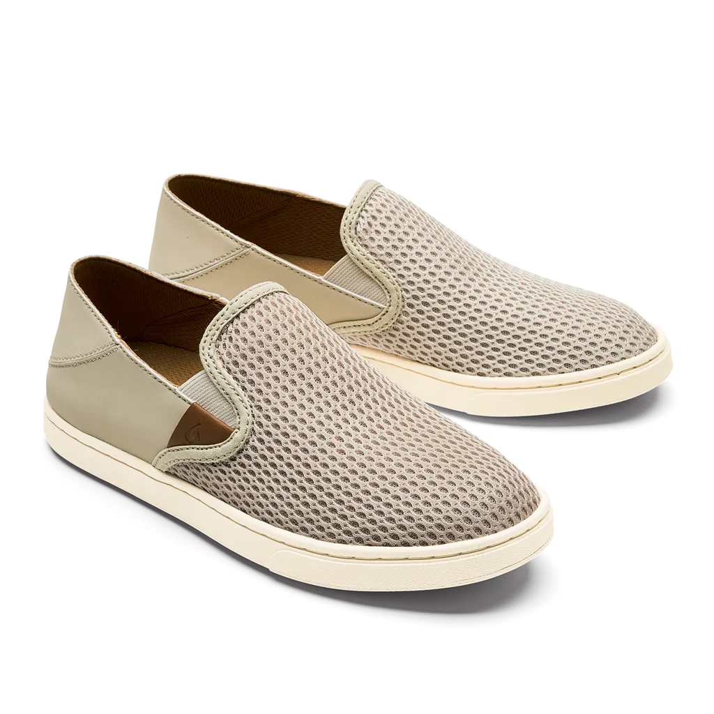 OluKai Women's Pehuea