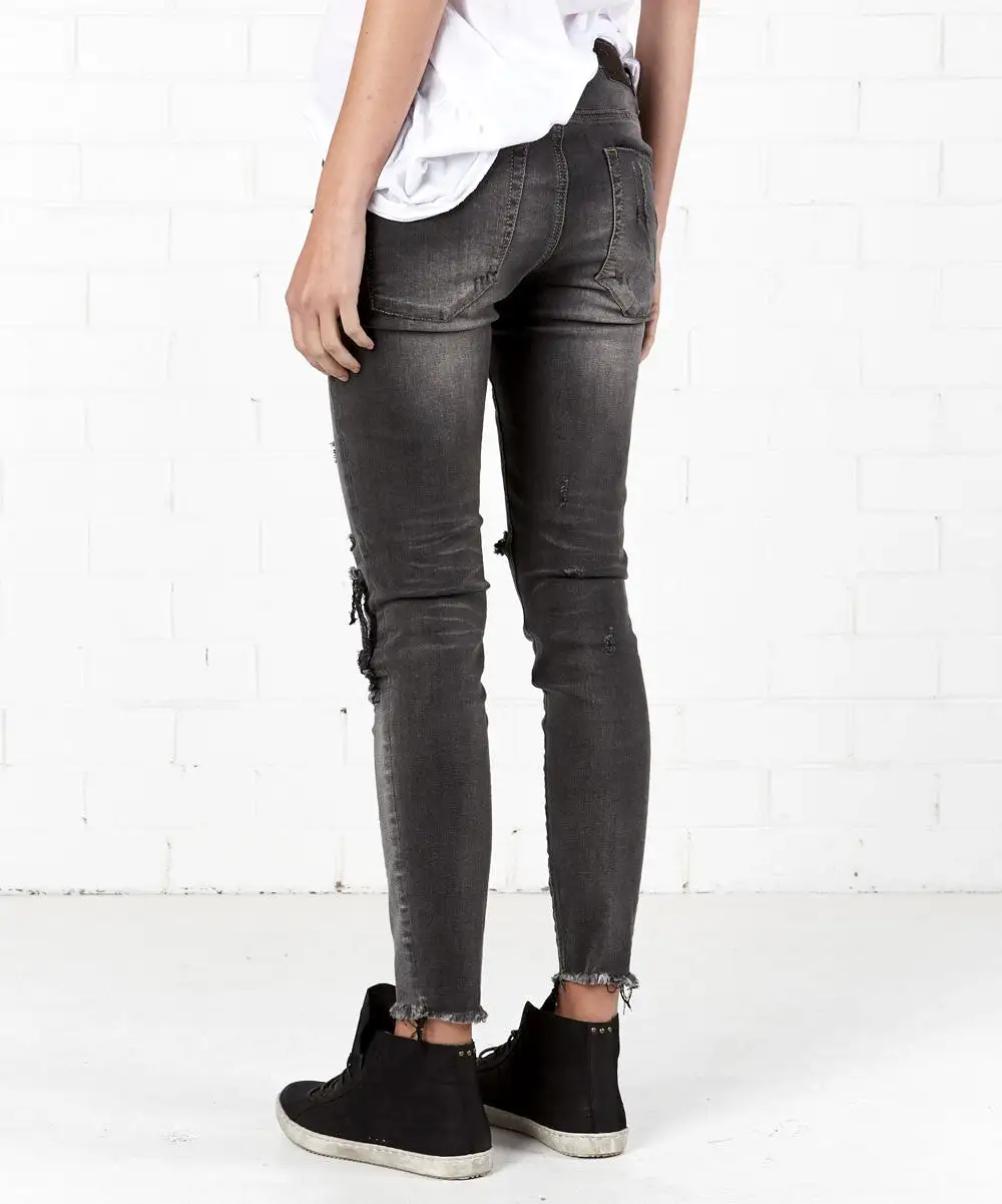 One Teaspoon Le Duke Freebirds II Distressed Jeans