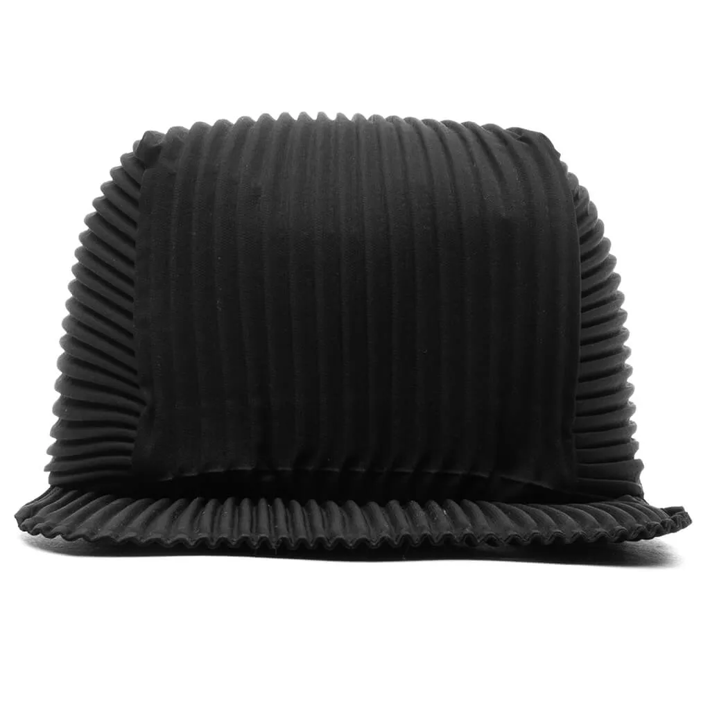 Pleats Cap - Black