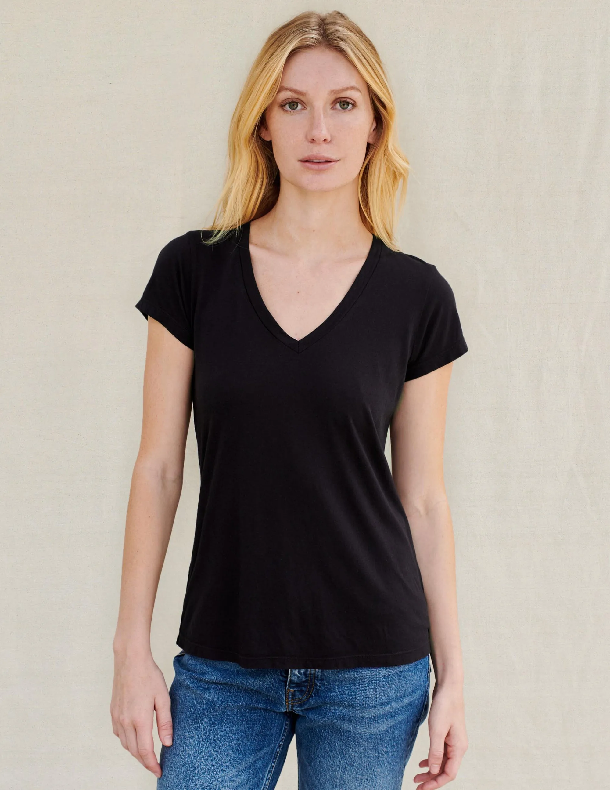 Sundry V Neck Tee