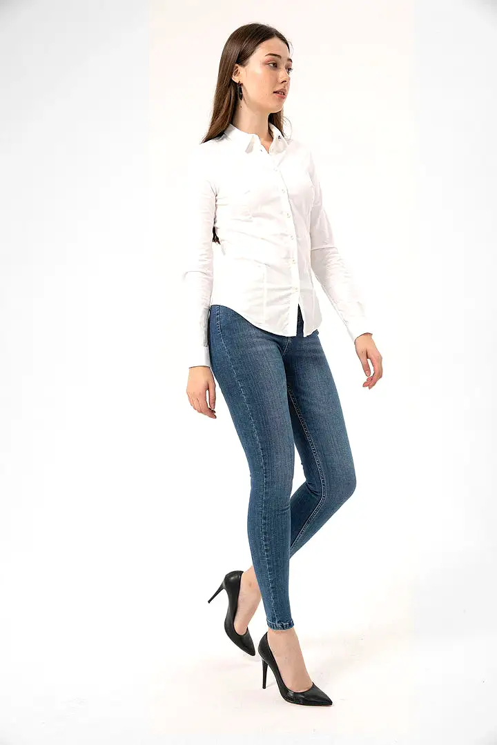 WOMEN SKINNY FIT DENIM